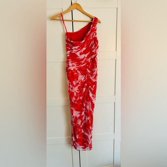 Adrianna Papell Red Floral One Shoulder Maxi Dress Ruffle Size 4P Wedding Spring - Picture 3 of 6